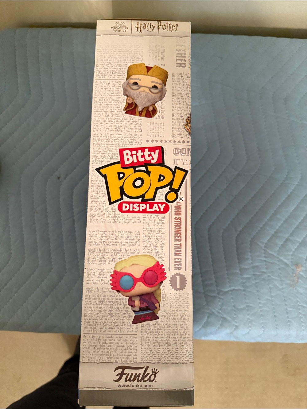 Funko Bitty Pop! Display Hogwarts Castle - Tan, Blue, White - Picture 5 of 9